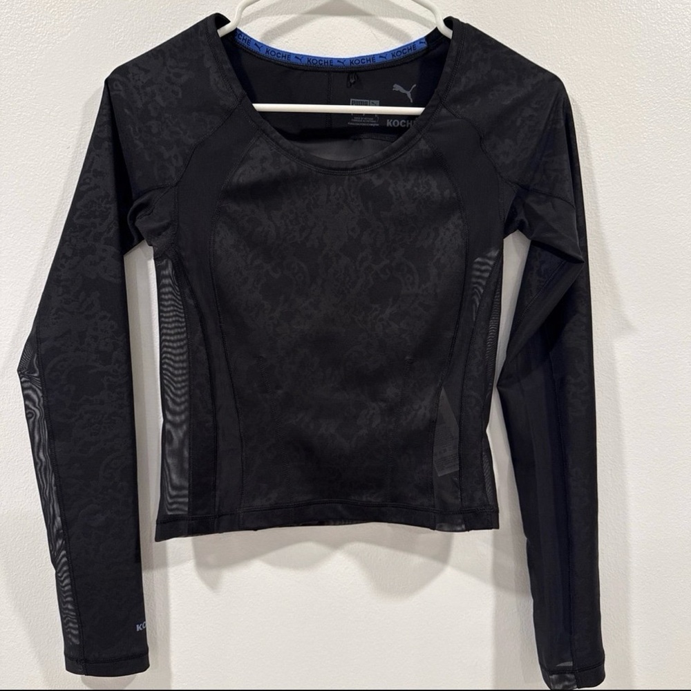 Puma Black Long-Sleeve Mesh-Panel Athletic Top